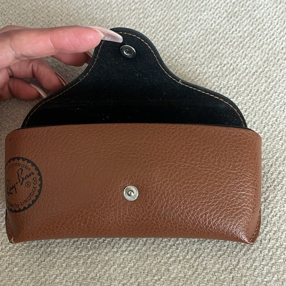 Ray ban Leather Pouch Universal Soft Sunglasses Case Only -Brown - Picture 5 of 6